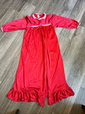 Girls' Laura Dare Red Long-Sleeve Nightgown/Robe with Lace Trim 10